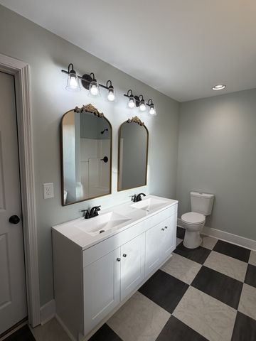 231 JJ Ln, Hillsboro, TN 37342