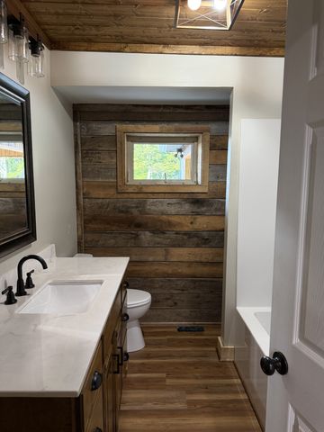 231 JJ Ln, Hillsboro, TN 37342