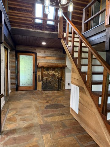 231 JJ Ln, Hillsboro, TN 37342