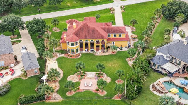 1026 Kings Forest Lane, Richmond, TX 77469