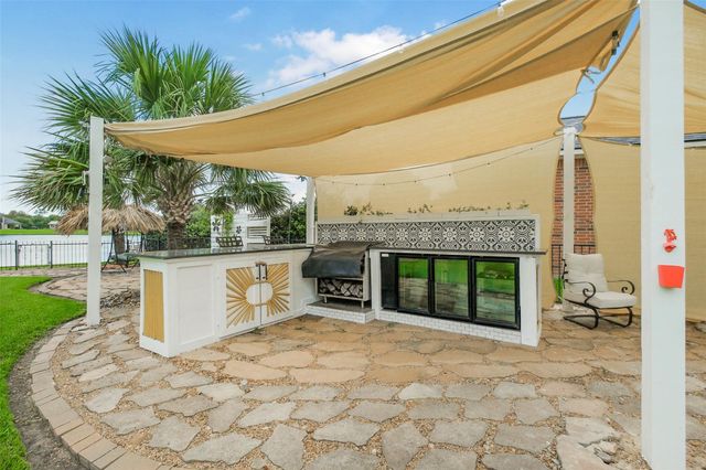 1026 Kings Forest Lane, Richmond, TX 77469
