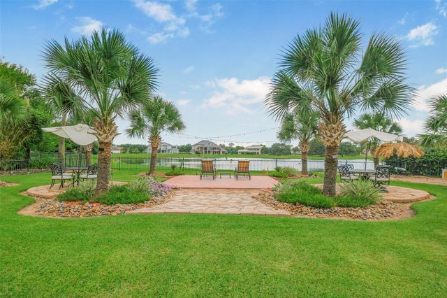 1026 Kings Forest Lane, Richmond, TX 77469