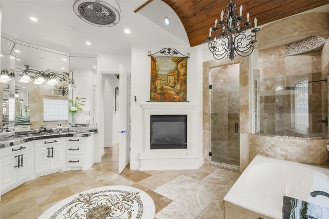 1026 Kings Forest Lane, Richmond, TX 77469