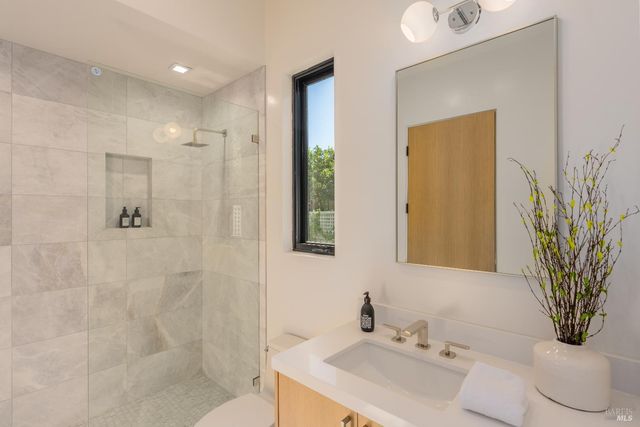 1547 Allyn Ave, St. Helena, CA 94574