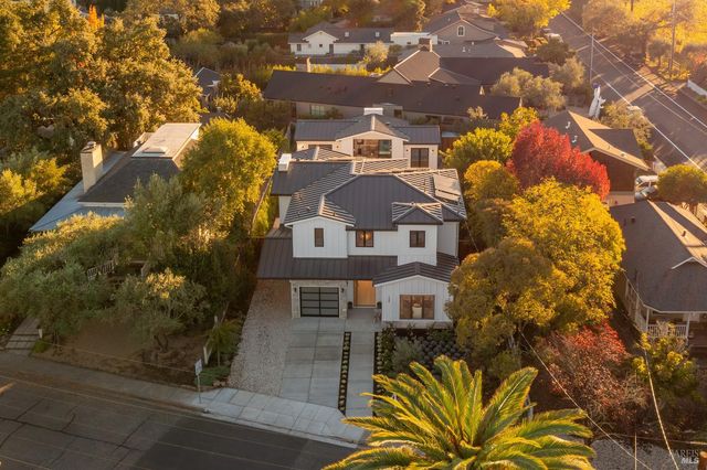 1547 Allyn Ave, St. Helena, CA 94574