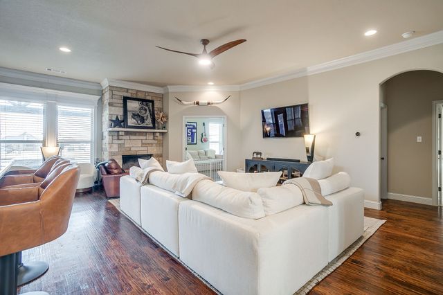 7320 Spring Ranch Court, Godley, TX 76044