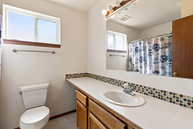 633 N Grant St, Medical Lake, WA 99022