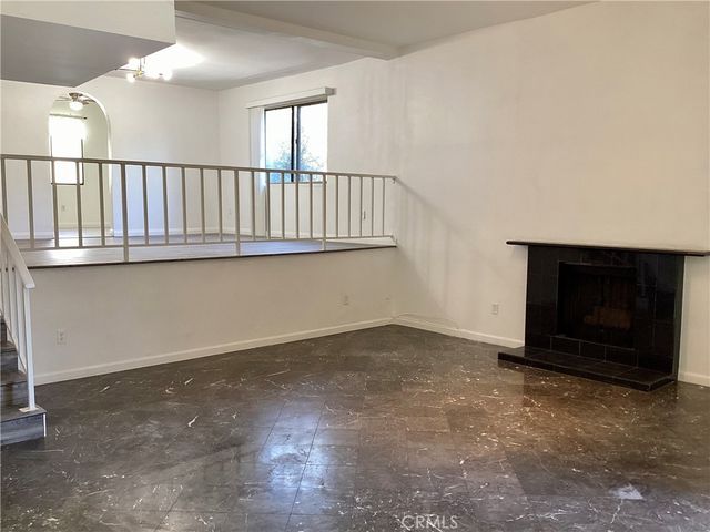 17836 Killion Street A, Encino, CA 91316
