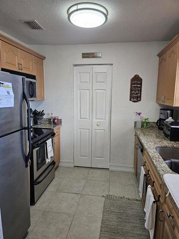 200 COUNTRY CLUB Drive 108, Largo, FL 33771