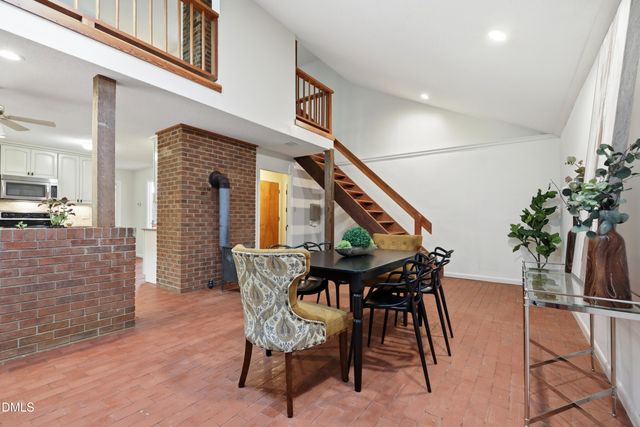 369 River Road, Pittsboro, NC 27312