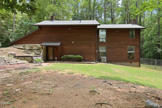 369 River Road, Pittsboro, NC 27312