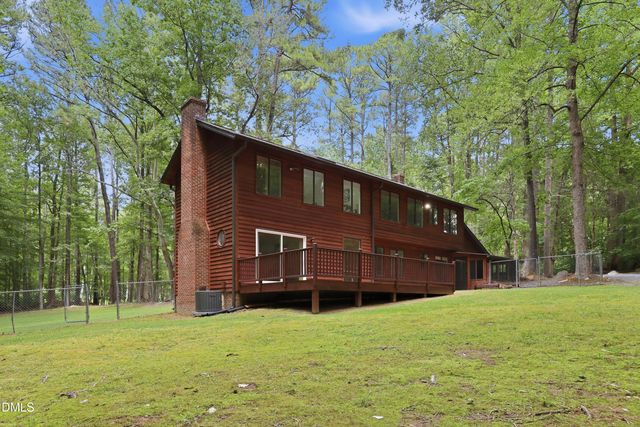 369 River Road, Pittsboro, NC 27312