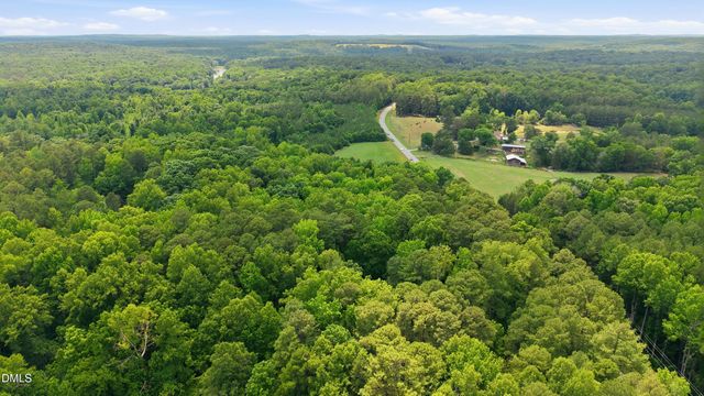 369 River Road, Pittsboro, NC 27312