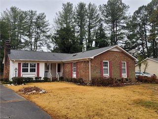 5404 Ropley Drive, Greensboro, NC 27455