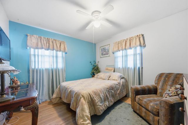 1939 W Dallas St, Wichita, KS 67217