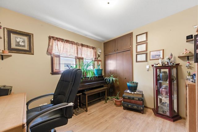 1939 W Dallas St, Wichita, KS 67217