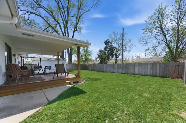 1939 W Dallas St, Wichita, KS 67217