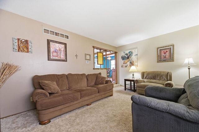 1939 W Dallas St, Wichita, KS 67217