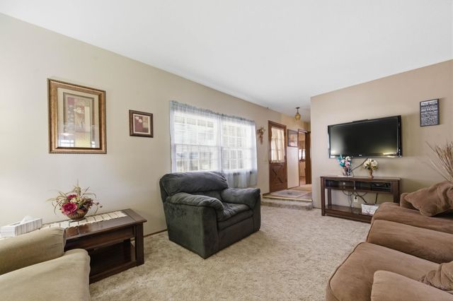 1939 W Dallas St, Wichita, KS 67217