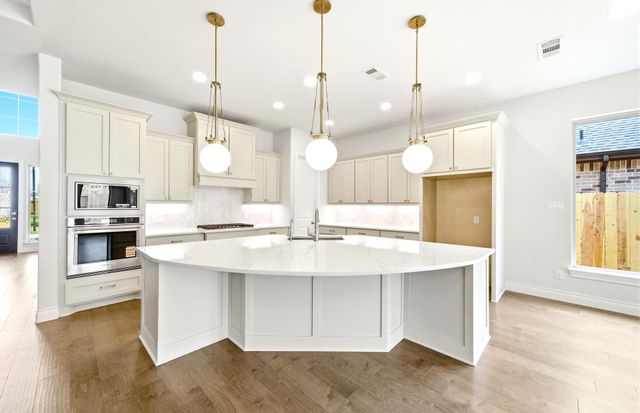 9730 Roaring River Falls Lane, Porter, TX 77365