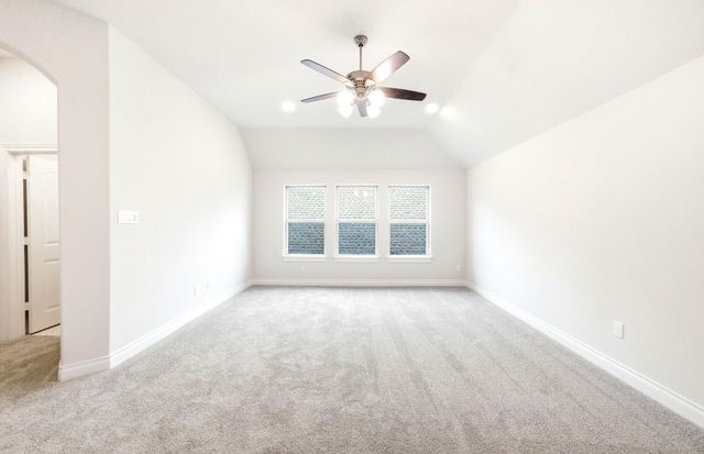 9730 Roaring River Falls Lane, Porter, TX 77365