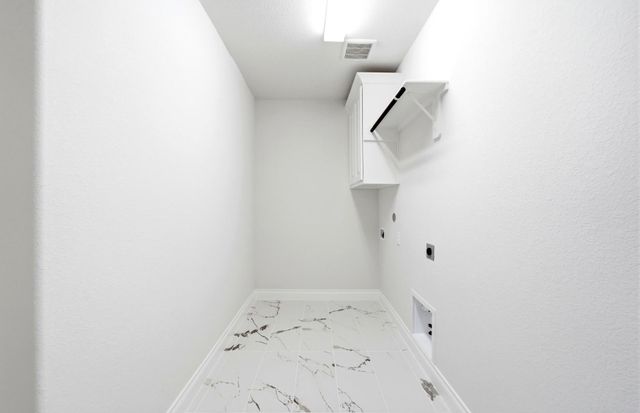 9730 Roaring River Falls Lane, Porter, TX 77365