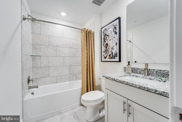 6608 QUEENSBURY ST, Middle River, MD 21220