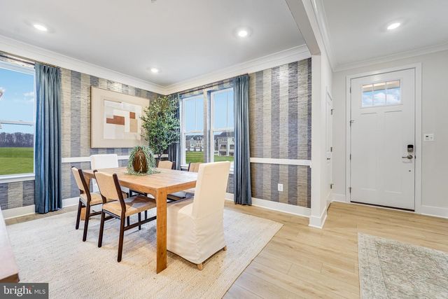 6608 QUEENSBURY ST, Middle River, MD 21220