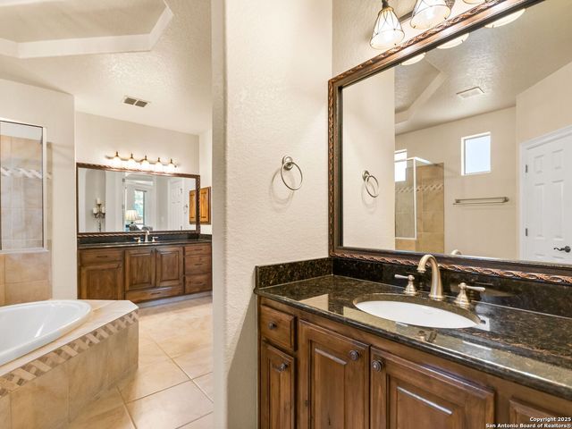 24850 Fairway Springs, San Antonio, TX 78260