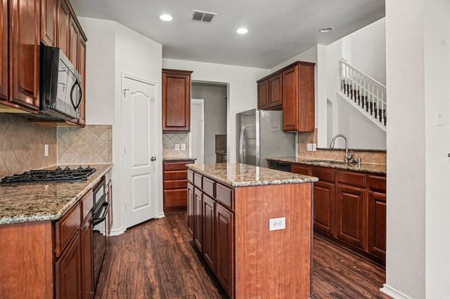 2836 Tranquilo, Grand Prairie, TX 75054