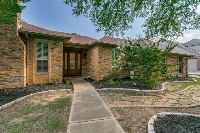 2 Rolling Hills Circle, Denton, TX 76205
