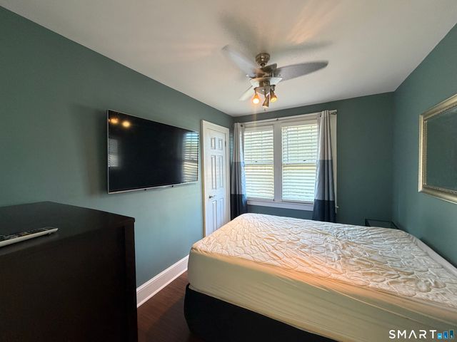 15 Overland Avenue, Bridgeport, CT 06606