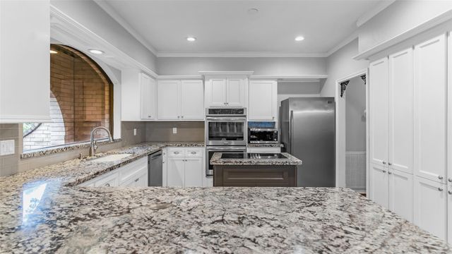2607 Laurel Ridge Drive, Houston, TX 77345