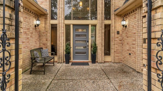 2607 Laurel Ridge Drive, Houston, TX 77345