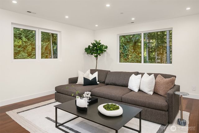 2847 134th Avenue NE, Bellevue, WA 98005