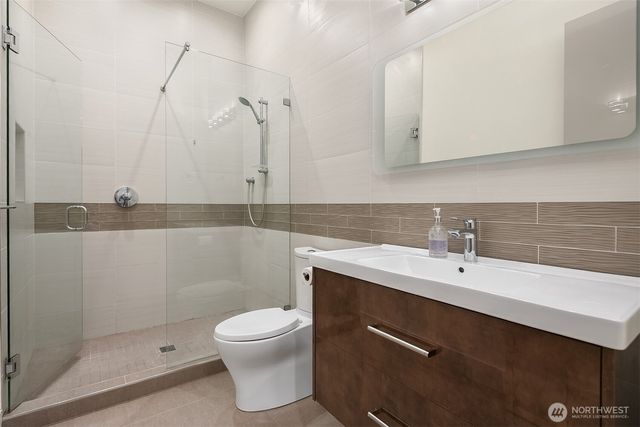 2847 134th Avenue NE, Bellevue, WA 98005