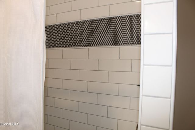 19 Saratoga Avenue, Round Lake, NY 12151