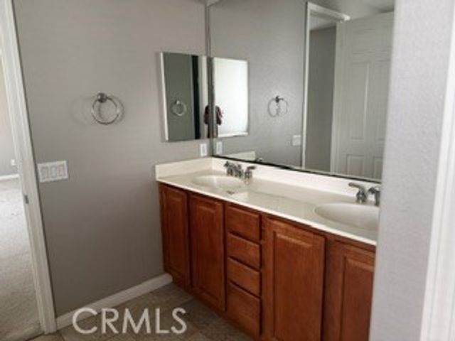 13946 Topeka Ct, Corona, CA 92880