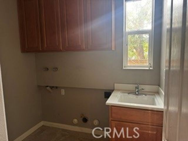 13946 Topeka Ct, Corona, CA 92880