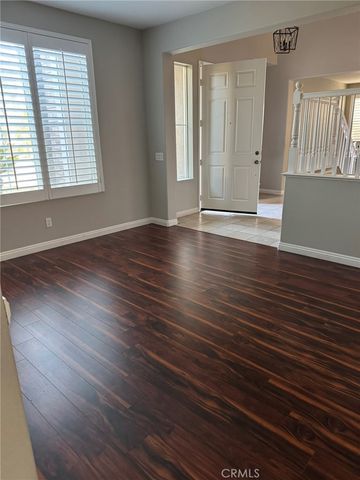 13946 Topeka Ct, Corona, CA 92880