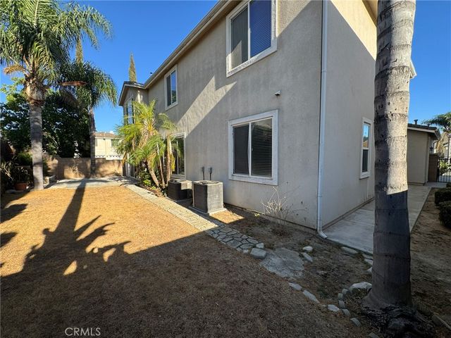 13946 Topeka Ct, Corona, CA 92880