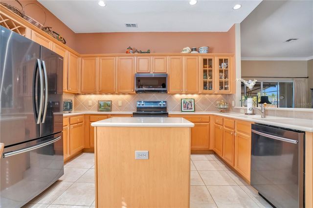 10626 WOODCHASE CIRCLE, Orlando, FL 32836