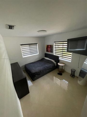 4920 SW 27th Avenue, Fort Lauderdale, FL 33312