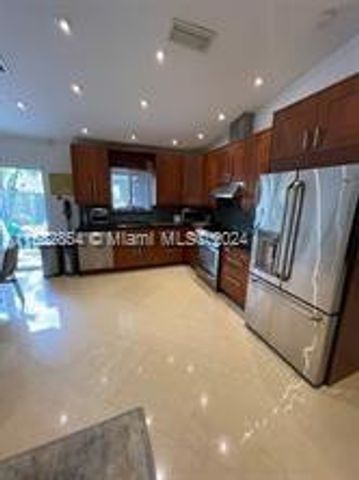 4920 SW 27th Avenue, Fort Lauderdale, FL 33312