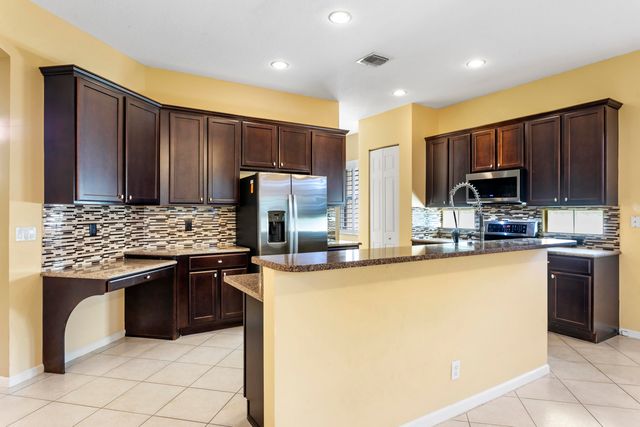 3366 Harness Circle, Lake Worth, FL 33449