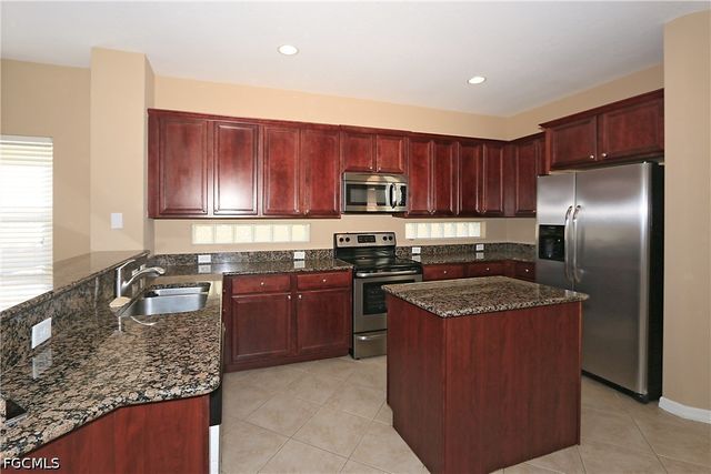17007 Tremont ST, Fort Myers, FL 33908