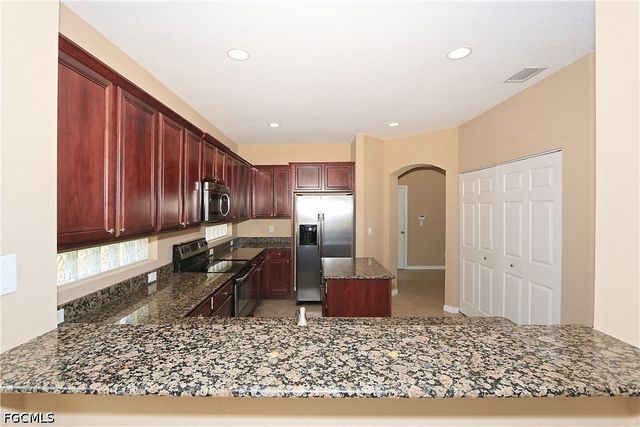 17007 Tremont ST, Fort Myers, FL 33908