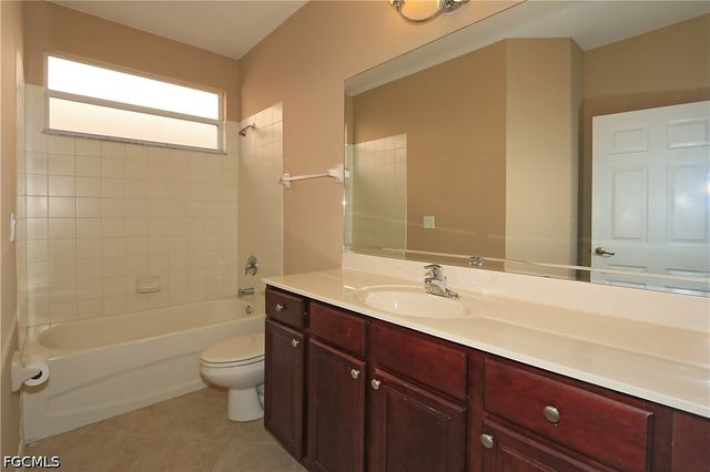 17007 Tremont ST, Fort Myers, FL 33908