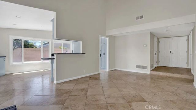 902 W Alpine, Santa Ana, CA 92707
