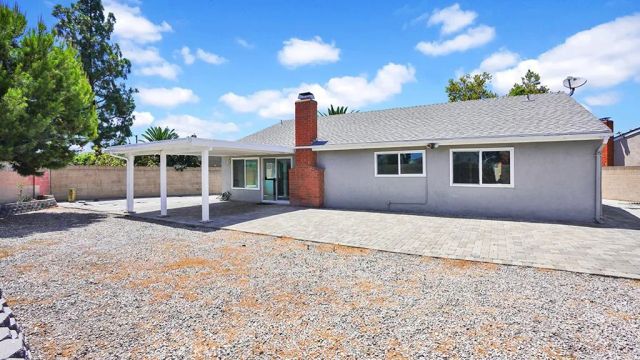 902 W Alpine, Santa Ana, CA 92707